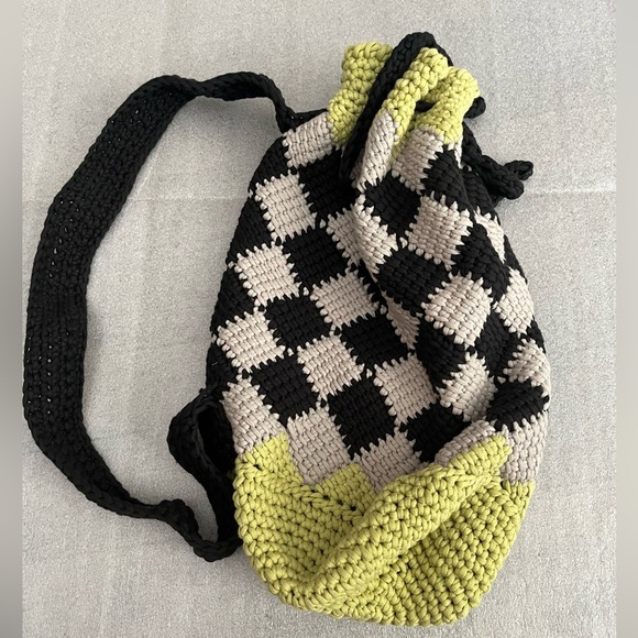 Handmade Crochet Black Gray Checkered WMN Shoulder Bag Green Accent - Picture 1 of 6